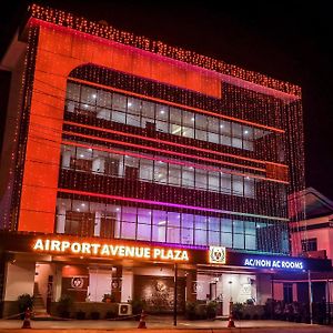 Airport Avenue Plaza Cochin Airport Hotel Недумбасери Exterior photo