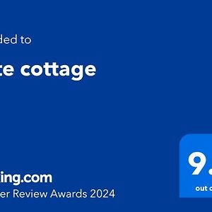 Cute Cottage 2024 Traveller Award Йейтли Exterior photo