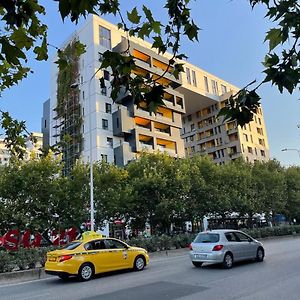 Emoji House Apartment Тирана Exterior photo