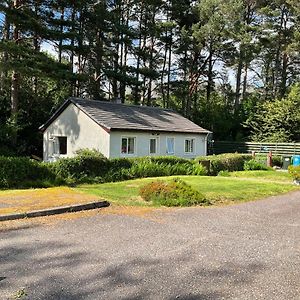 The Pines Self-Catering Cottage,Wester Ross, Scotland Кинлокиу Exterior photo
