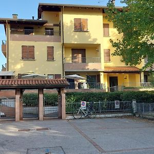 Casa Giulia Apartment Ченто Exterior photo