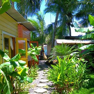 Boathouse Bungalows By The Sea Бокас дел Торо Exterior photo