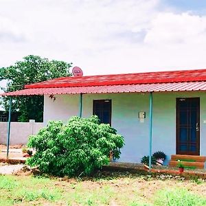 The Comfort Inn - Corbett Homestay Kaladhungi Exterior photo