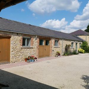 Terrace Barn Villa West Tanfield Exterior photo