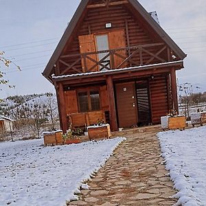 Log Cabin In Strezovce Villa Куманово Exterior photo