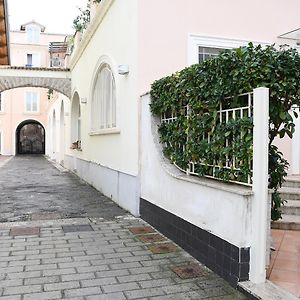 Favolosa Residenza Con Jacuzzi Санта Мария Капуа Ветере Exterior photo