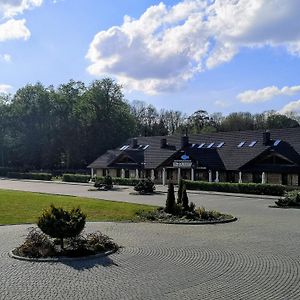 Dworek Holny Hotel Холни Волмера Exterior photo