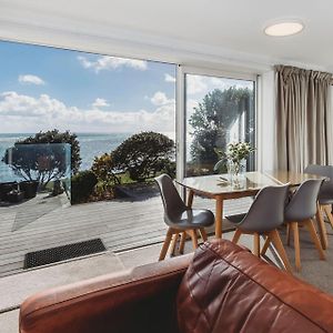 Te Moana Waterfront Apartment Ню Плимут Exterior photo