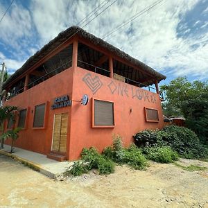 One Love Hostal Puerto Escondido Aparthotel Пуерто Ескондидо Exterior photo