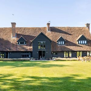 Period Luxury Converted Barn Windsor/Maidenhead - Perfect For Family Groups Villa Таплоу Exterior photo