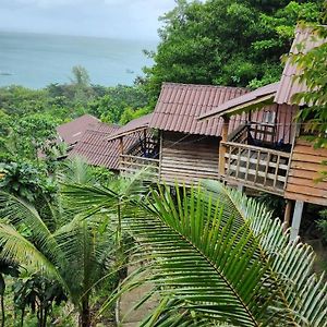 Kohrong Sea Views Bungalows Сиханоуквил Exterior photo