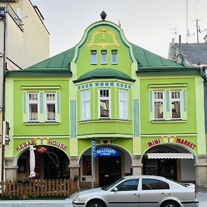 Ubytovani U Tranu Hotel Vrchlabí Exterior photo