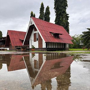 Mae Chaem Hotel And Resort Exterior photo