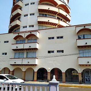 Gran Santiago Plaza Hotel Santiago Tuxtla Exterior photo