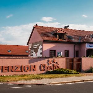 Penzion Charlie Hotel Мохелнице Exterior photo