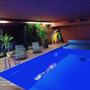Park Villa Ferienwohnung Mit Pool Und 3 Schlafzimmer Илцен Exterior photo