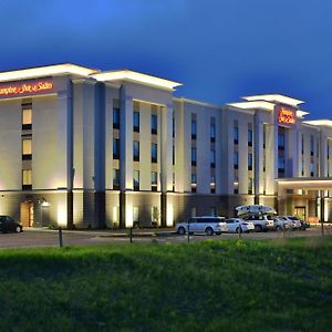 Hampton Inn & Suites Чипуа Фолс Exterior photo