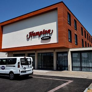 Hampton By Hilton Toulouse Airport Hotel Бланяк Exterior photo