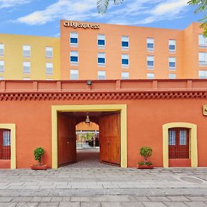 City Express By Marriott Puebla Centro Hotel Exterior photo