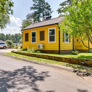 Charming Winston-Salem Studio On Miller Park! Apartment Exterior photo