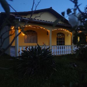 Casa Amarela Hostel Баро де Кокаис Exterior photo