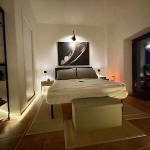 “La Stalla E Il Fienile “ Suite Con Terrazza Panoramica A Strapiombo Norma Exterior photo