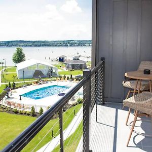 New Lakeview Condo With Hot Tub And Pool Кенъндейгуа Exterior photo