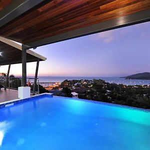 15 Kara - Luxurious Home With Million Dollar Views Еърли Бийч Exterior photo