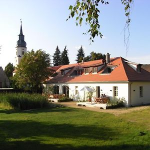 Resort "Schloss Reinharz" Бад Шмидеберг Exterior photo