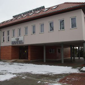 Hotel Pod Zlota Korona Ополе Exterior photo