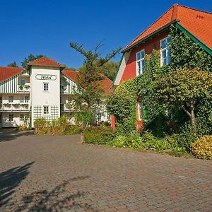 Landgasthof & Hotel Jagdhof Щралзунд Exterior photo