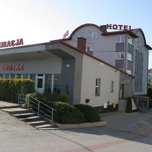 Hotel Trojka Пшемишъл Exterior photo