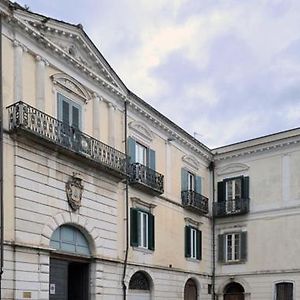 Il Palazzotto Hotel Исерния Exterior photo