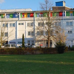 Hotel Johnel Хенеф Exterior photo