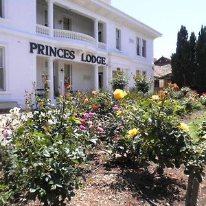 Princes Lodge Motel Аделейд Exterior photo