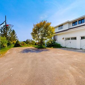 Vermont Panoramic Lake View Villa Шелбърн Exterior photo