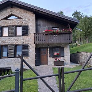 A Casa Di Gio' Apartment Laggio di Cadore Exterior photo