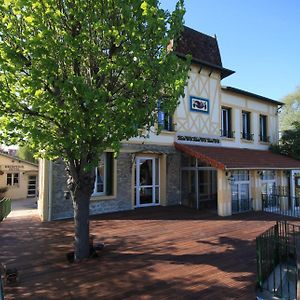 Auberge Des Ecluses Hotel Carrières-sous-Poissy Exterior photo