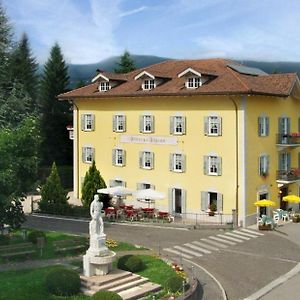 Locanda Alpina Hotel Brez Exterior photo