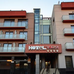 Hotel Tolea Търговище Exterior photo