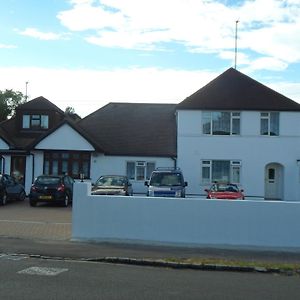 London Heathrow Guesthouse Хилингдън Exterior photo