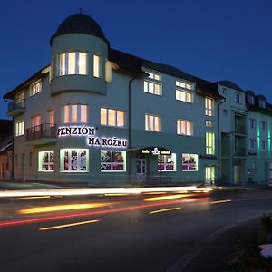 Penzion Na Rozku Hotel Sliač Exterior photo