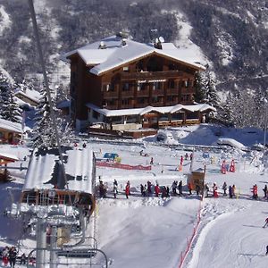 Hotel Les Flocons Корчевел Exterior photo