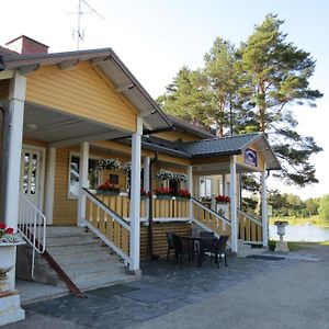 Hotel Laatokan Portti Парикала Exterior photo