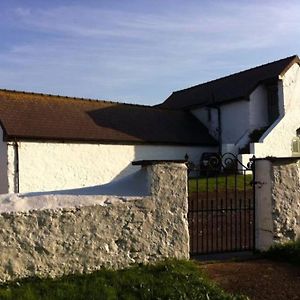 The Barn At Kingston, Beautiful Converted Barn In Tranquil Countryside Apartment Пембрук Exterior photo