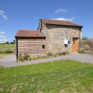 2 Bed In Bristol 75697 Villa Exterior photo