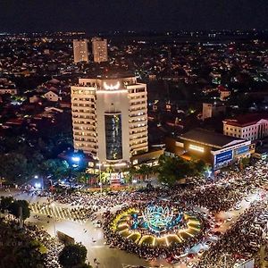 Muong Thanh Grand Phuong Dong Hotel Вин Exterior photo