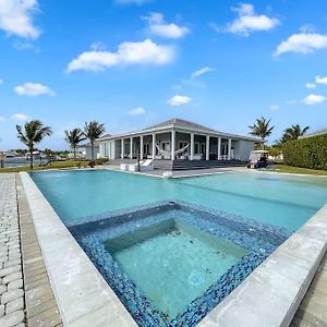 Largest Private Island Home & Pool Villa Алис Таун Exterior photo