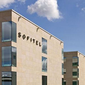 Sofitel London Heathrow Hotel Хилингдън Exterior photo