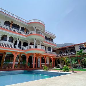 Hotel Posada Gutierrez Панахачел Exterior photo